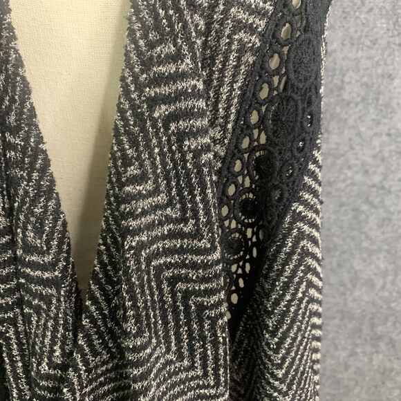 Maurice’s Open Vest Size M Waterfall Chevron Pattern Crochet Lace Boho Festival - Picture 4 of 12